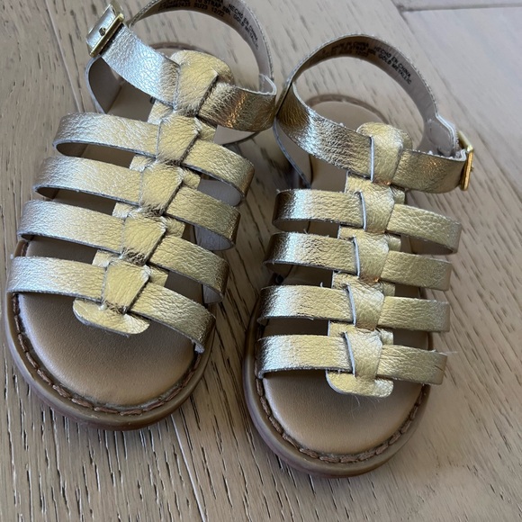 Gap Girls Strappy Sandals - Picture 3 of 5